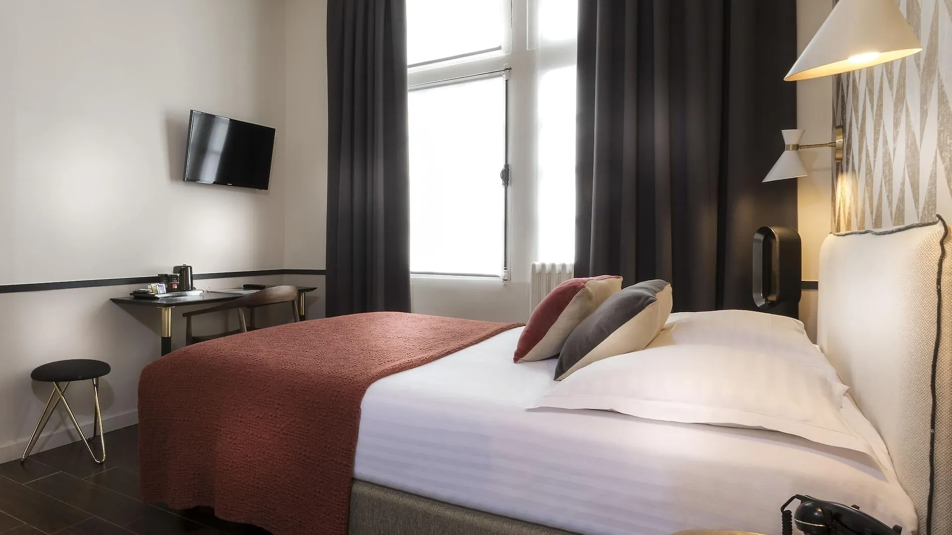 Jeanne D'arc Le Marais Hotel 3*