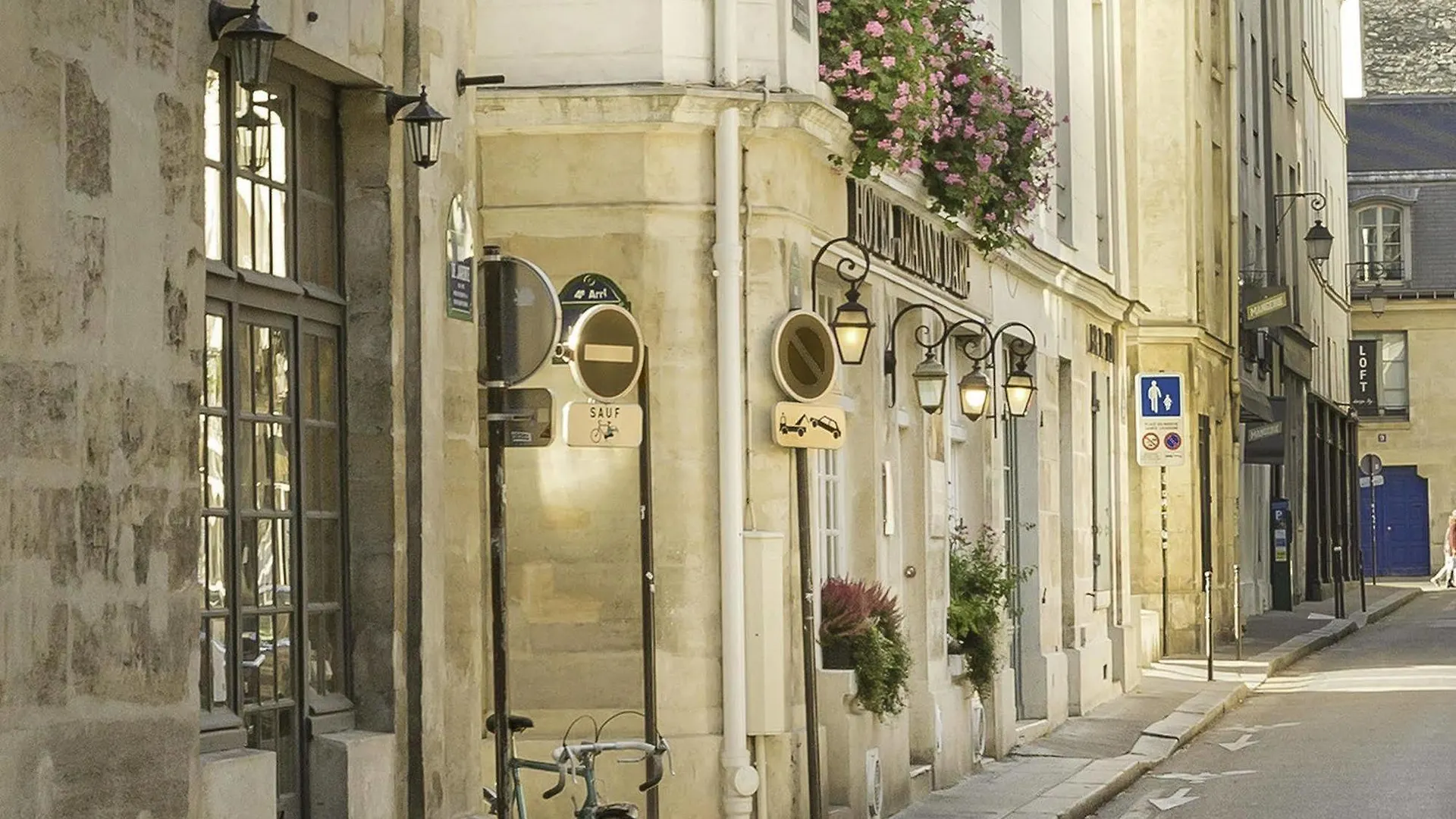 Jeanne D'arc Le Marais Hotel Paříž